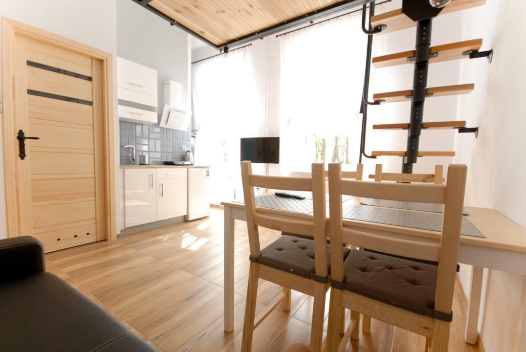 Franciszek Przy Parku Szwedzkim Apartment Szczawno-Zdroj Exterior photo